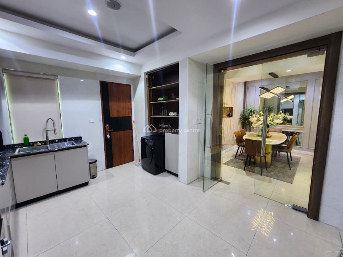 Luxury 3 Bedroom Penthouse Apartment with Elevator, Pool & Gym, Old Ikoyi, Ikoyi, Lagos, Flat / Apartment for Rent