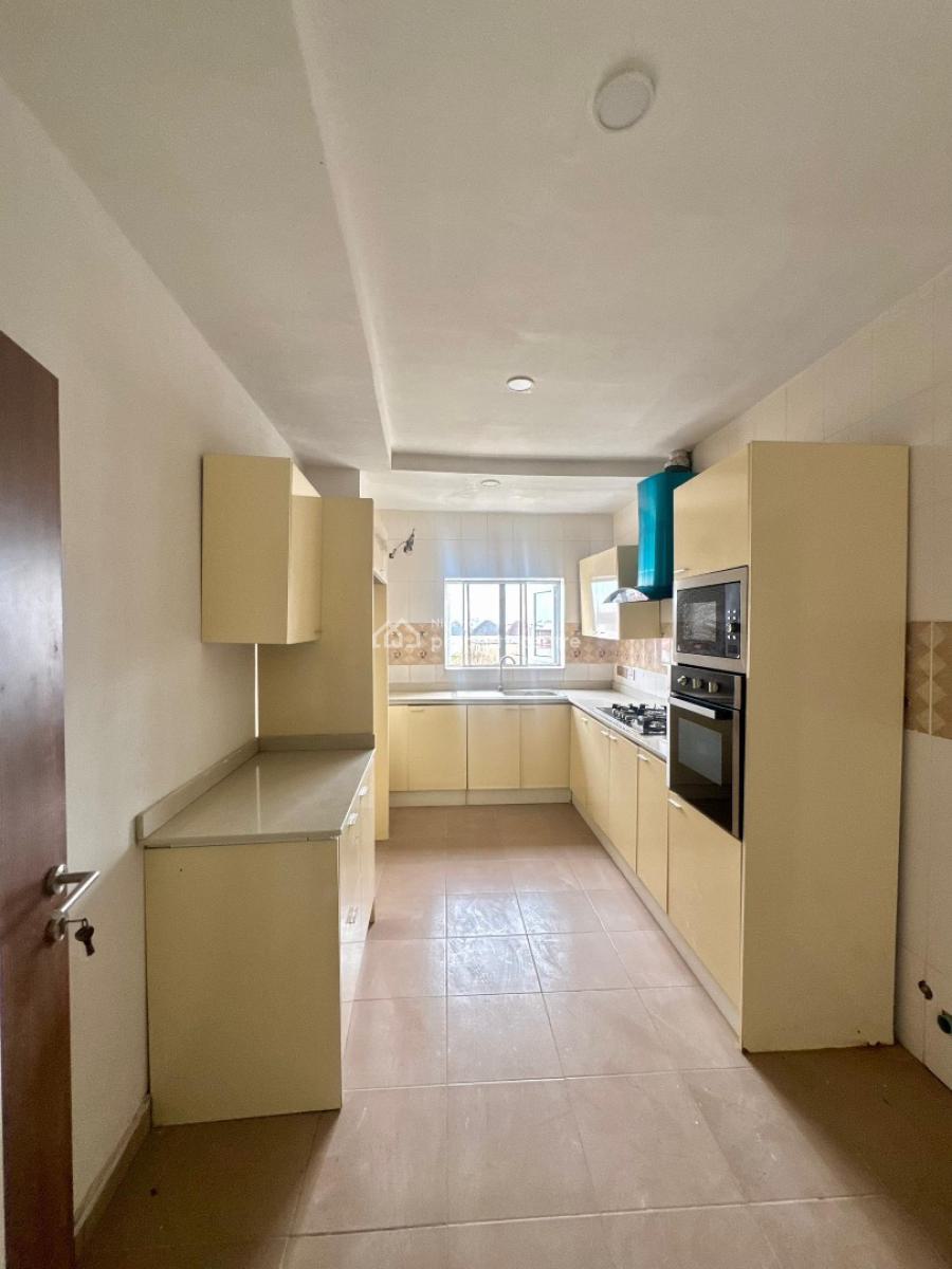 4bedroom Apartment with a Bq, Osapa, Lekki, Lagos, Flat / Apartment for Rent
