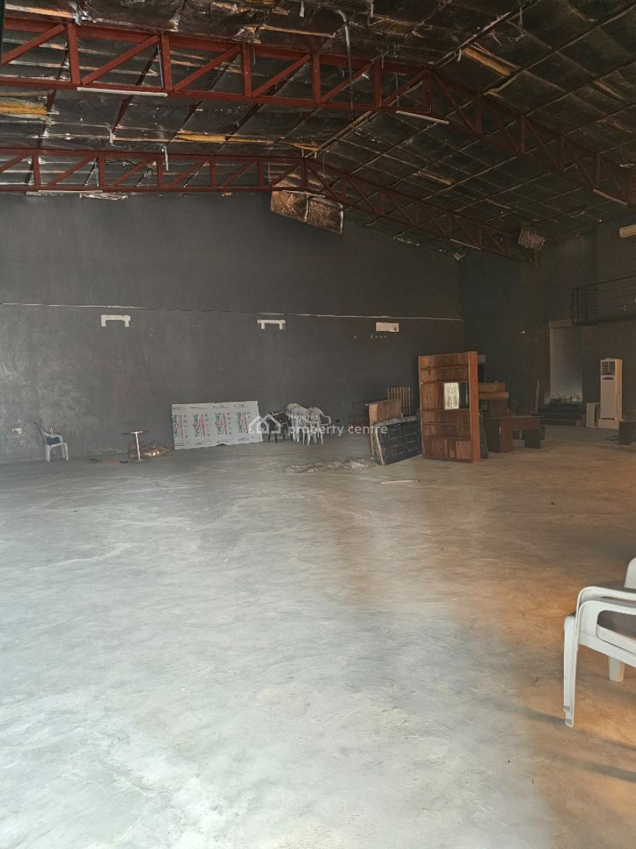 Holl Standing on a 1000 Sqms, Lekki Right Maruwa, Lekki, Lagos, Event Centre / Venue for Rent