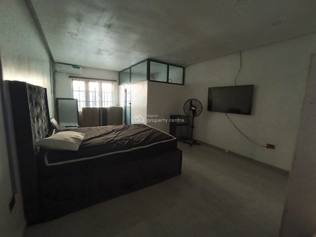 a Furnished Studio Apartment in 24 Hrs Light Paradise Estate Chevron, Lekki Garden Paradise Estate Chevron Drive, Lekki, Lagos, Self Contain (single Rooms) for Rent