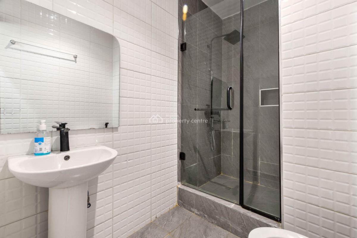 Newly Furnished 2bedroom with Ps5, Swimming Pool & Fun Games, Lekki Phase 1, Lekki Phase 1, Lekki, Lagos, Flat / Apartment Short Let