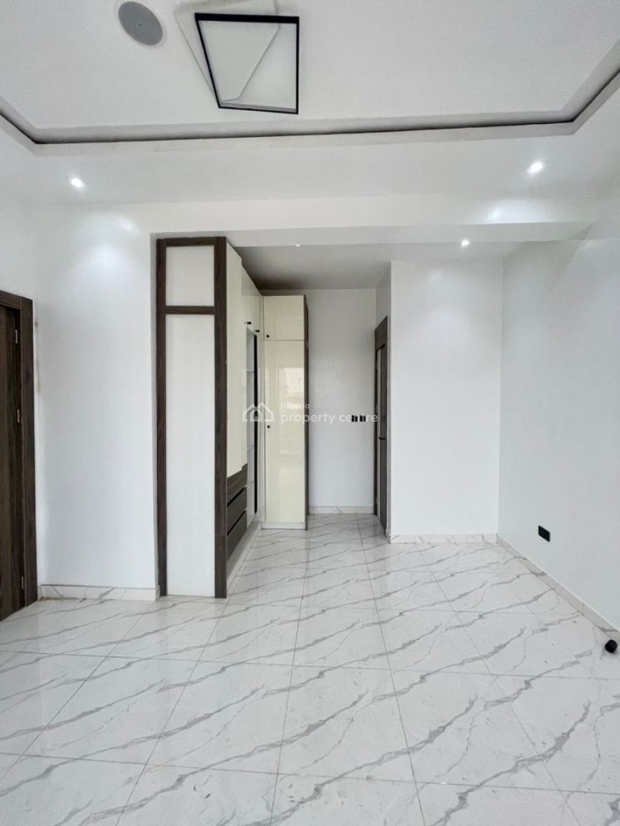 Exquisite 3 Bedroom Fully Serviced Apartment, Lekki Phase 1, Lekki, Lagos, Flat / Apartment for Sale