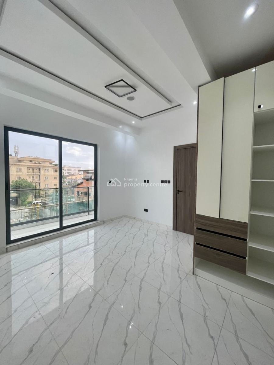 Exquisite 3 Bedroom Fully Serviced Apartment, Lekki Phase 1, Lekki, Lagos, Flat / Apartment for Sale