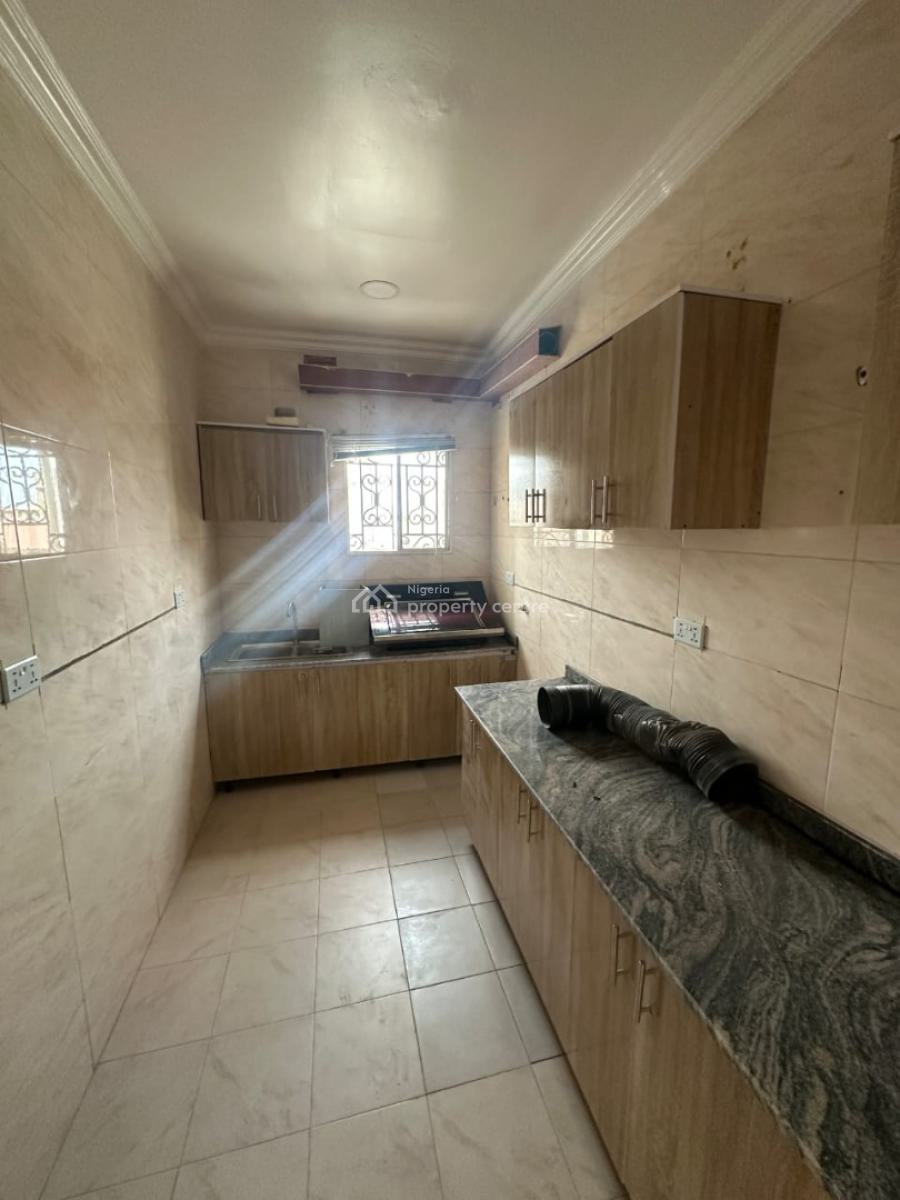3-bedroom Apartment, Lekki Phase 1, Lekki, Lagos, Flat / Apartment for Rent