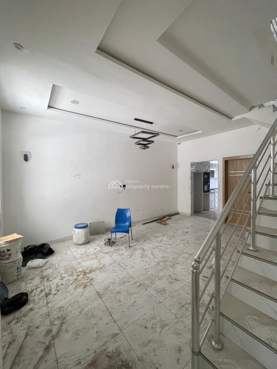 Elegant 4 Bedrooms Terraced Duplex with Bq in Secured Estate, Chevron, Lekki, Lagos, Terraced Duplex for Sale