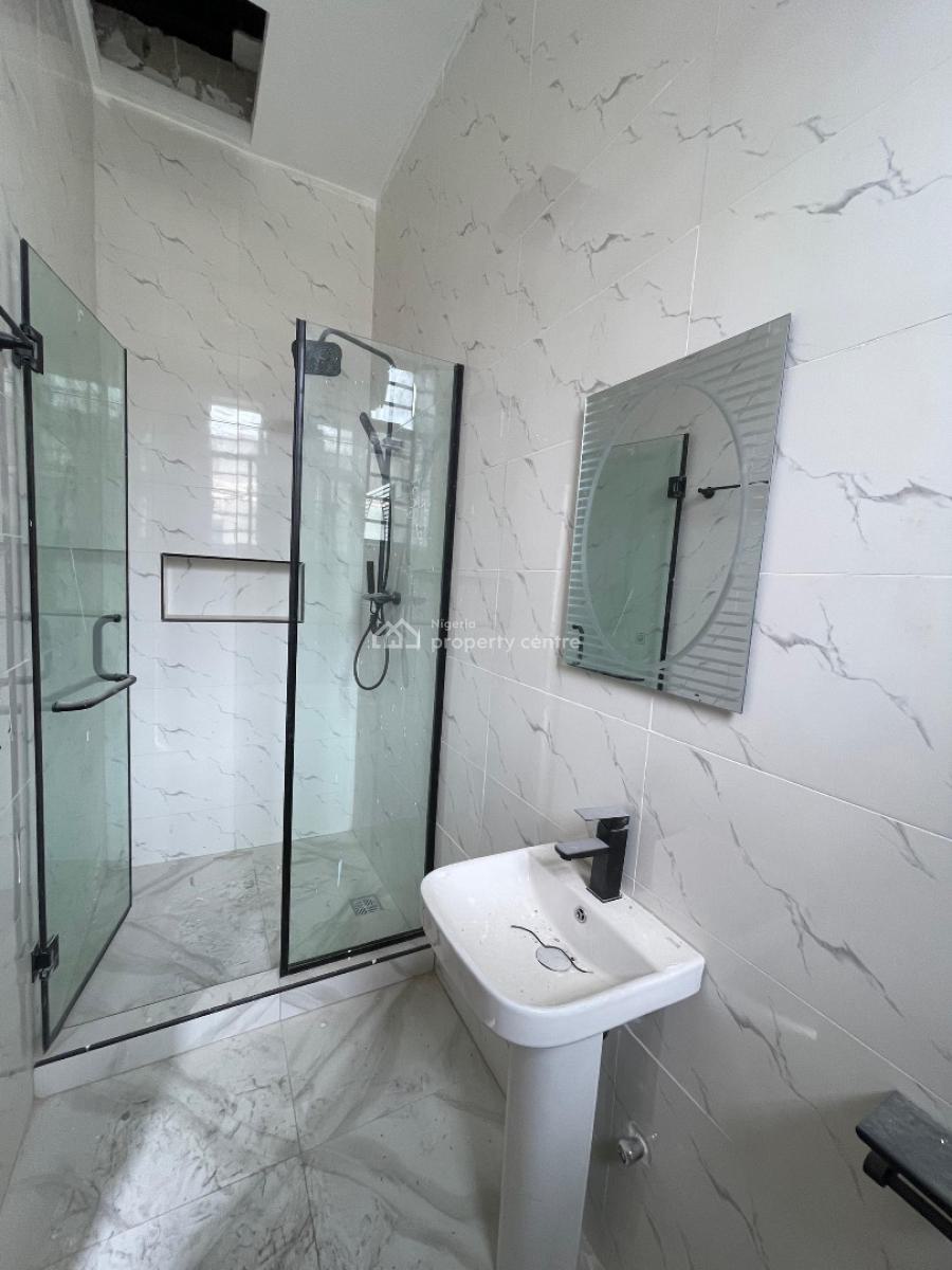 Elegant 4 Bedrooms Terraced Duplex with Bq in Secured Estate, Chevron, Lekki, Lagos, Terraced Duplex for Sale