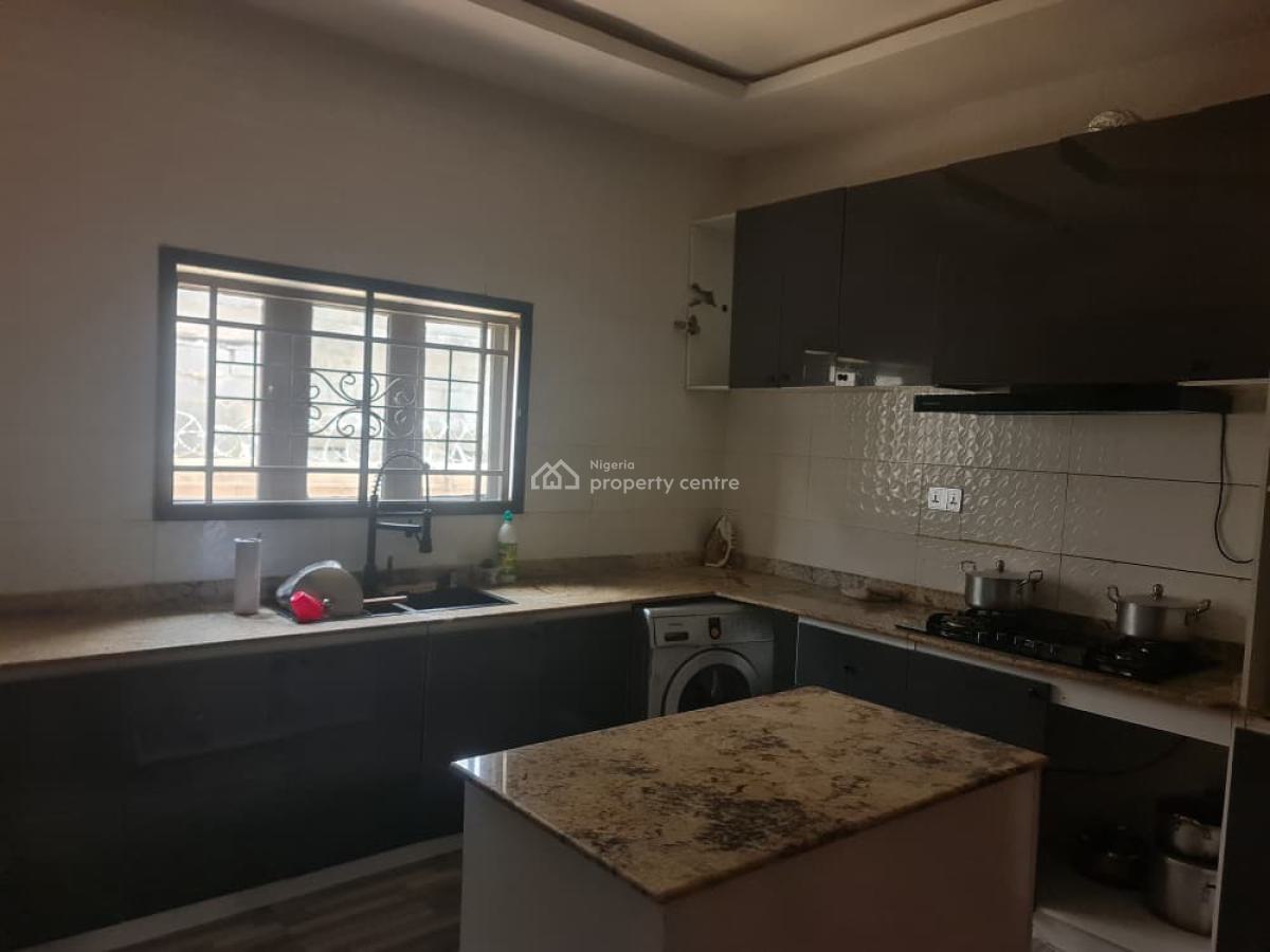 Luxury Spacious 5 Bedroom Duplex, Von Estate Road, Lugbe District, Abuja, Detached Duplex for Rent