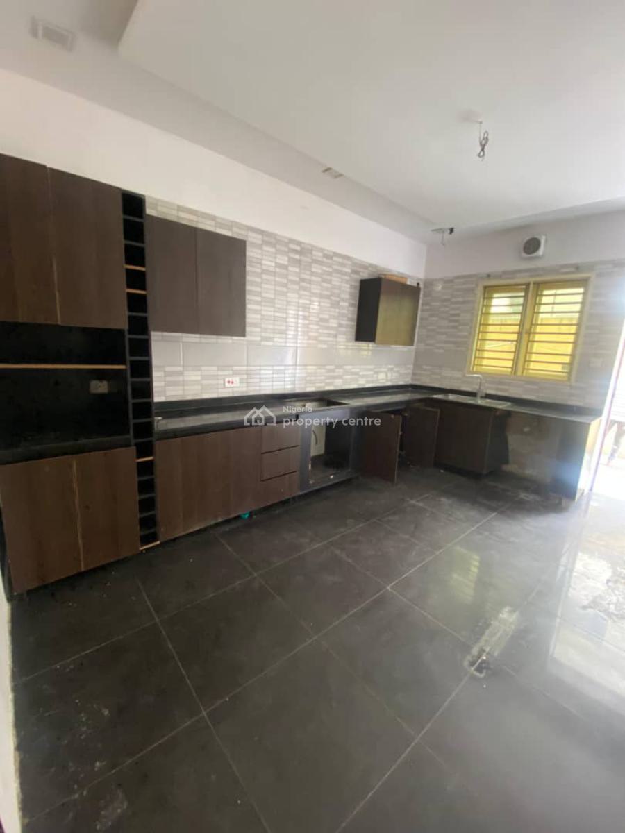 4 Bedroom Maisonette with Bq, Off Admiralty Way Lekki Phase 1,lekki Lagos, Lekki Phase 1, Lekki, Lagos, Terraced Duplex for Rent