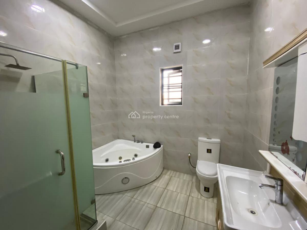 Well Maintained 4-bedroom Terraced House, Chevron, Lekki, Lagos, Terraced Duplex for Rent