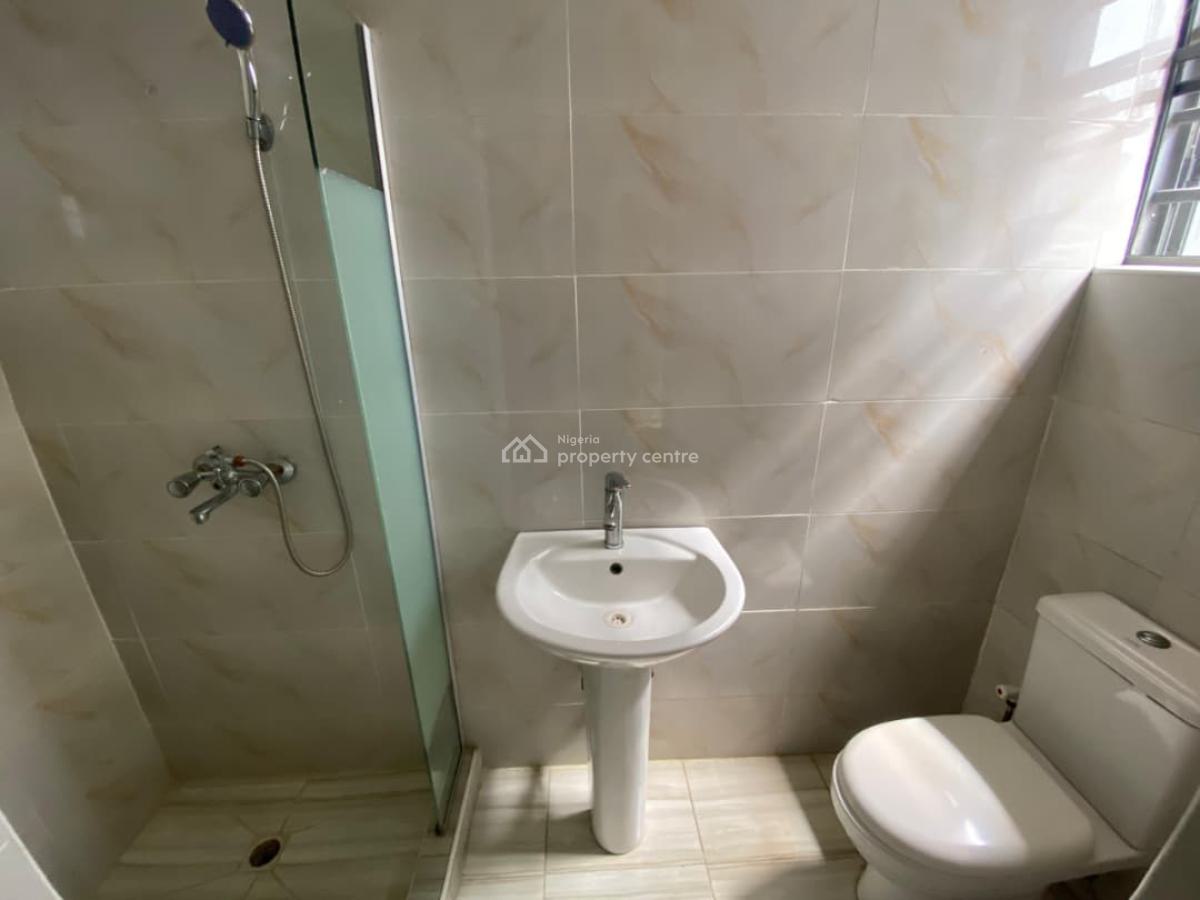 Well Maintained 4-bedroom Terraced House, Chevron, Lekki, Lagos, Terraced Duplex for Rent