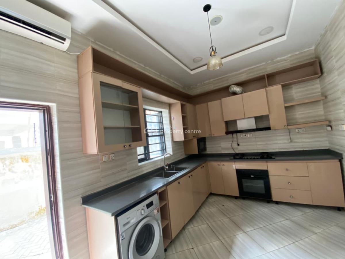 Luxurious 4bedroom Terraced Duplex, Orchid Rd, Just After The Roundabout, Lekki, Lagos, Terraced Duplex for Rent