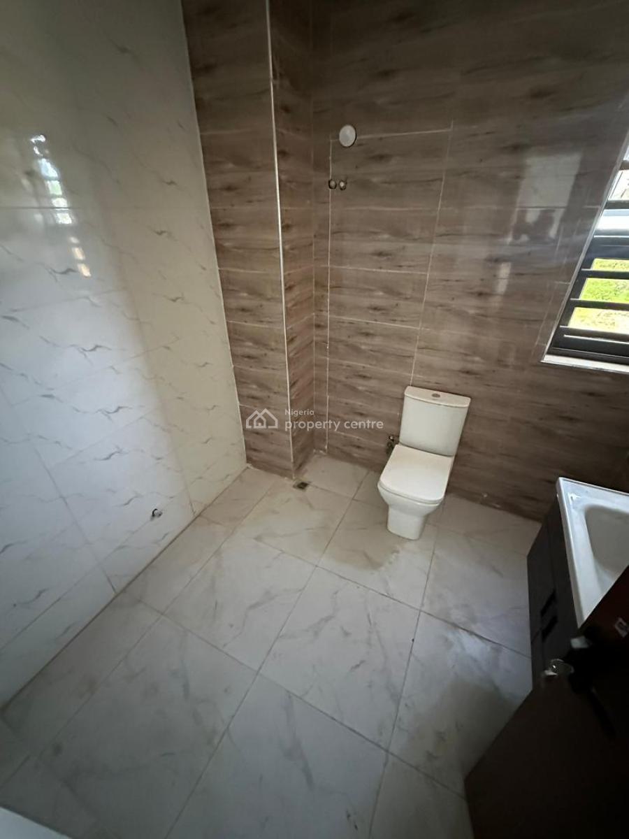 Well Built 3 Bedroom Apartments and 1 Room Bq, Main, Wuye, Abuja, Flat / Apartment for Rent