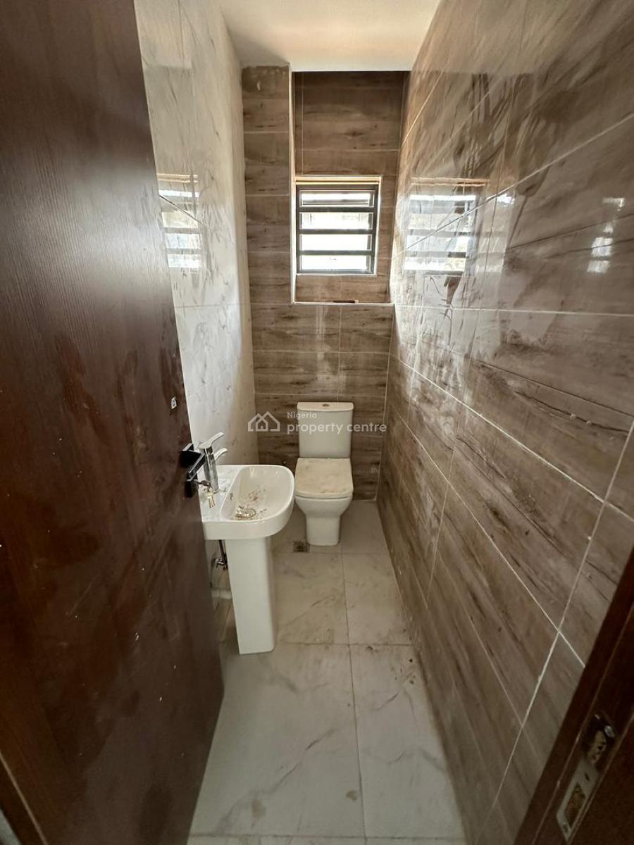 Well Built 3 Bedroom Apartments and 1 Room Bq, Main, Wuye, Abuja, Flat / Apartment for Rent