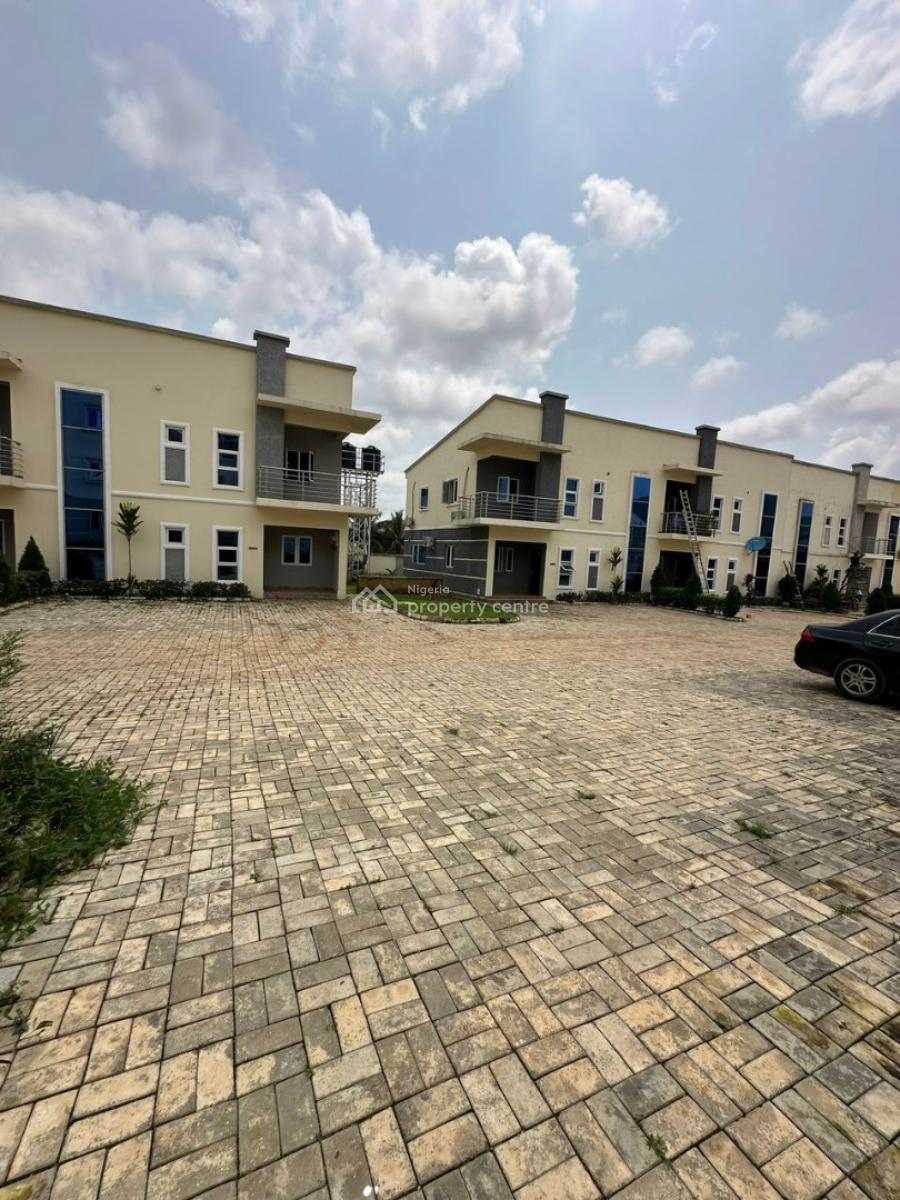 4 Bedroom Terraced Duplex with 2 Room Bq, Dawaki, Gwarinpa, Abuja, Terraced Duplex for Sale