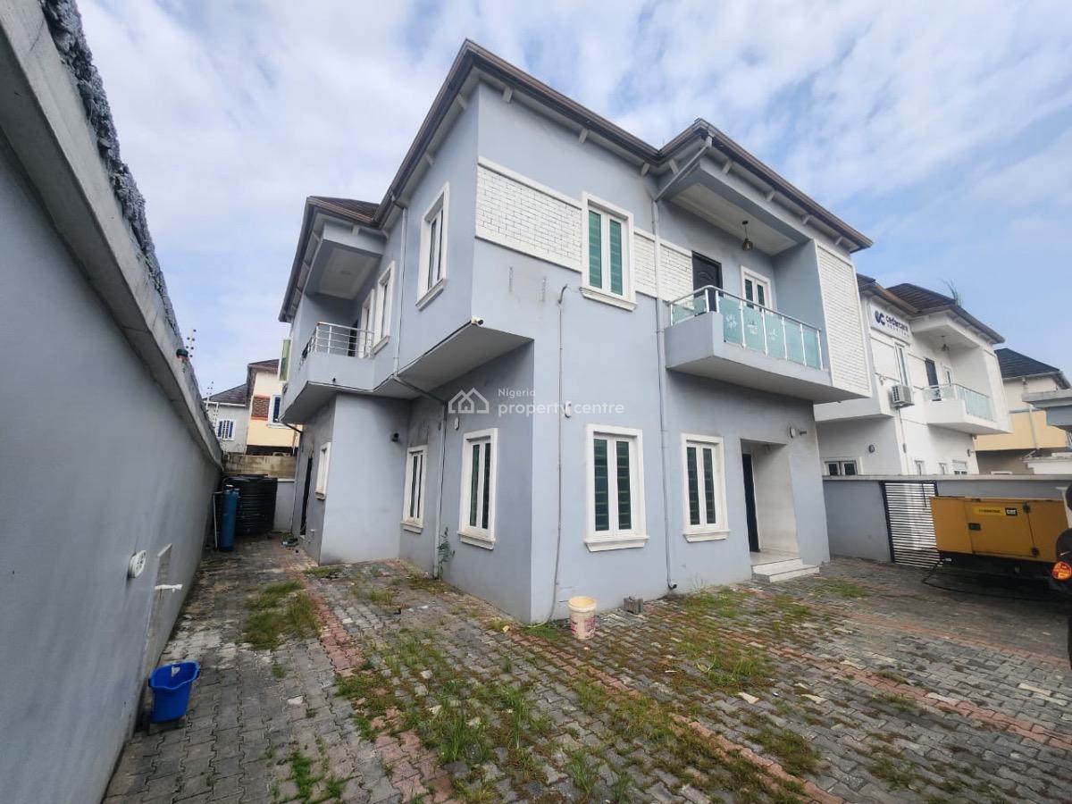 Commercial Purpose in Strategic Location : 2years Needed, Ologolo, Lekki, Lagos, Detached Duplex for Rent