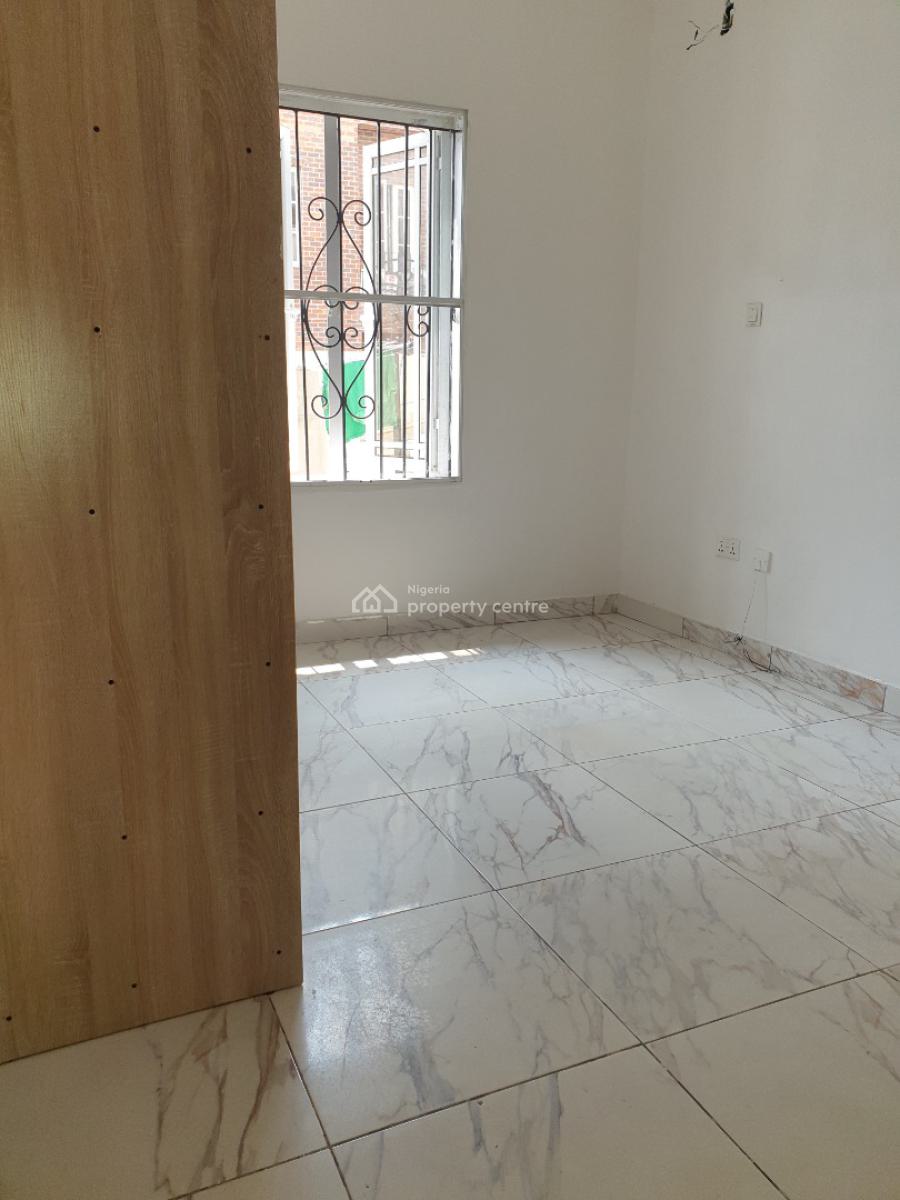 Spacious Service 2bedroom Flat, Idado Estate, Lekki, Lagos, Flat / Apartment for Rent