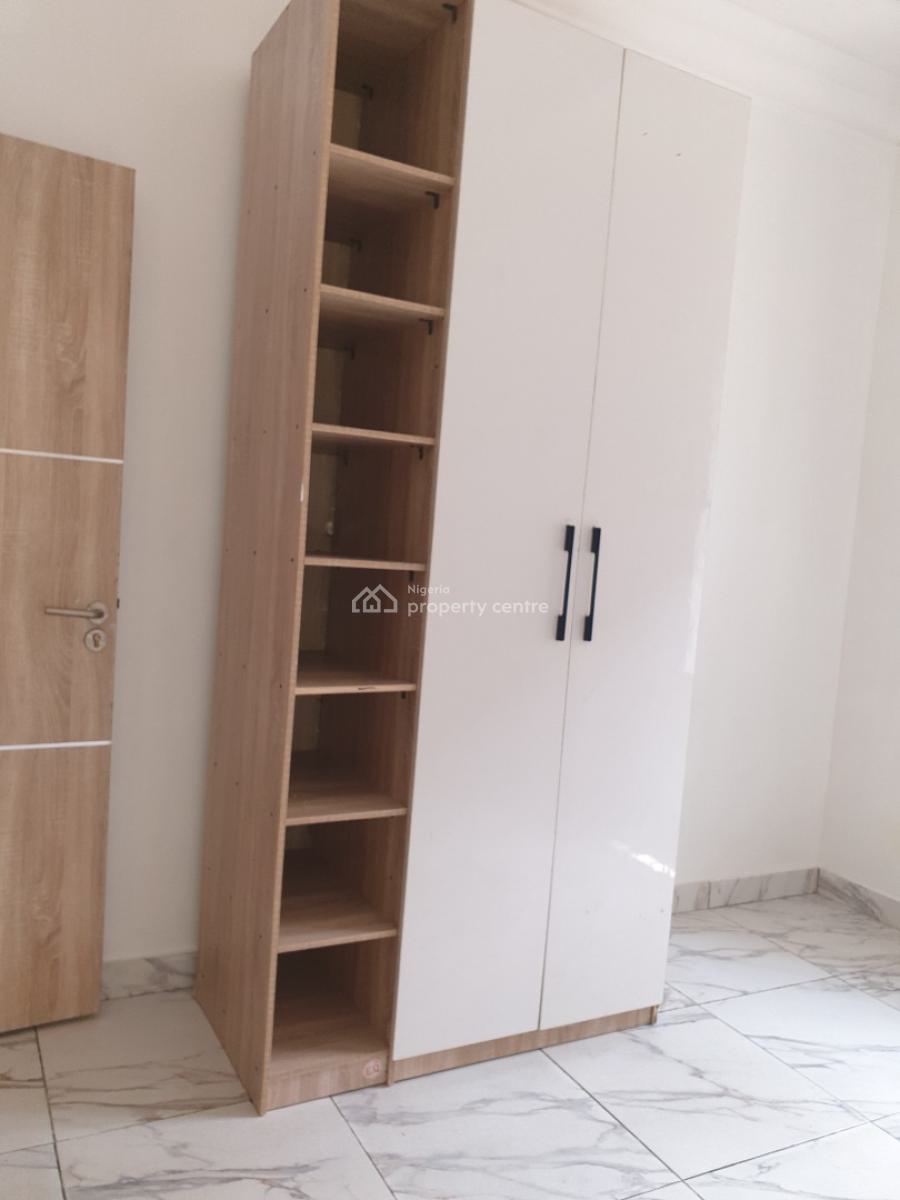 Spacious Service 2bedroom Flat, Idado Estate, Lekki, Lagos, Flat / Apartment for Rent