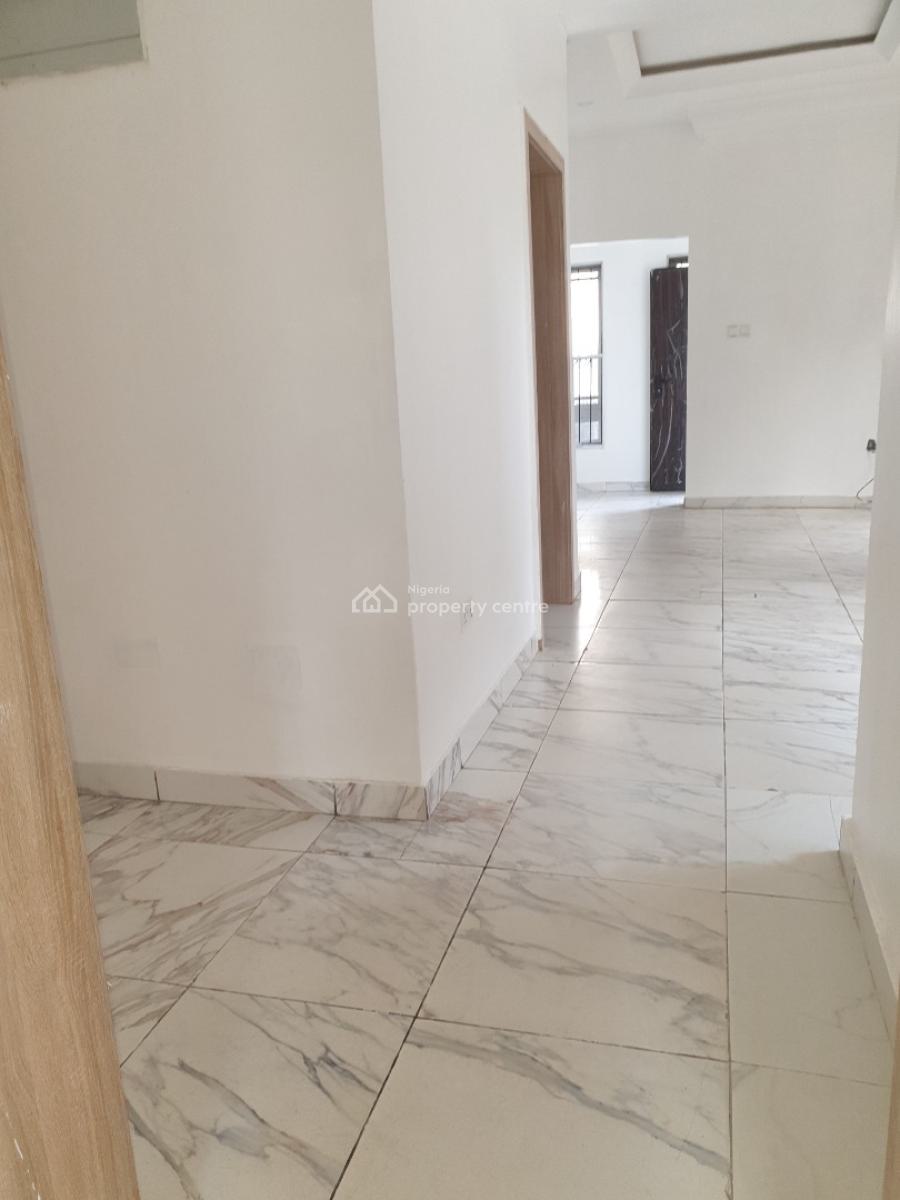 Spacious Service 2bedroom Flat, Idado Estate, Lekki, Lagos, Flat / Apartment for Rent