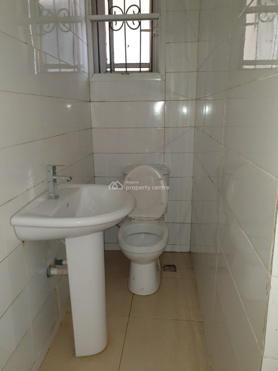 Spacious Service 2bedroom Flat, Idado Estate, Lekki, Lagos, Flat / Apartment for Rent