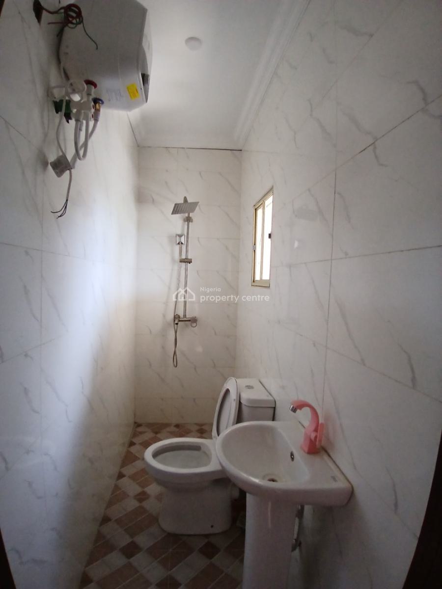 Newly Remodelled 2bedroom Flats Apartment, Sunshine Garden Estate, Sangotedo, Ajah, Lagos, Flat / Apartment for Rent