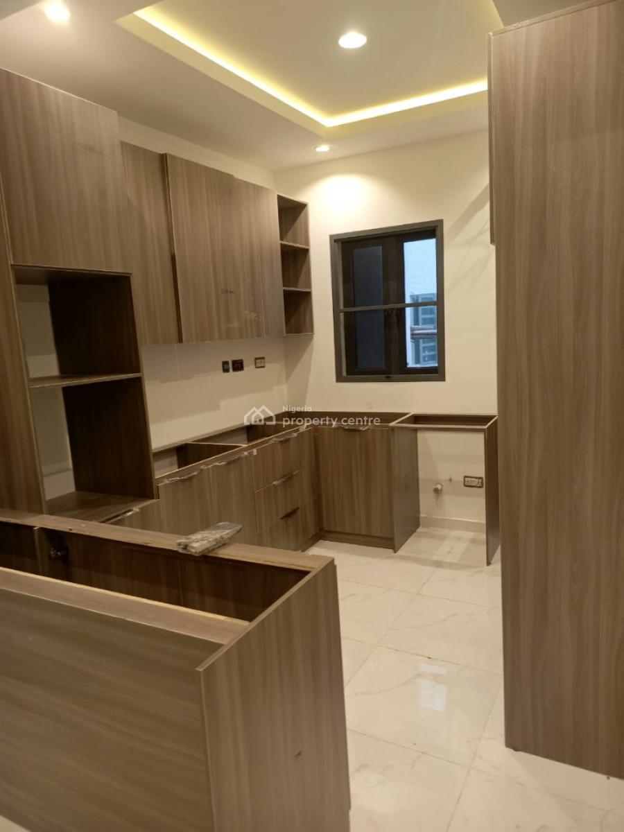 3 Bedroom Apartment, Ilasan, Lekki, Lagos, Flat / Apartment for Sale