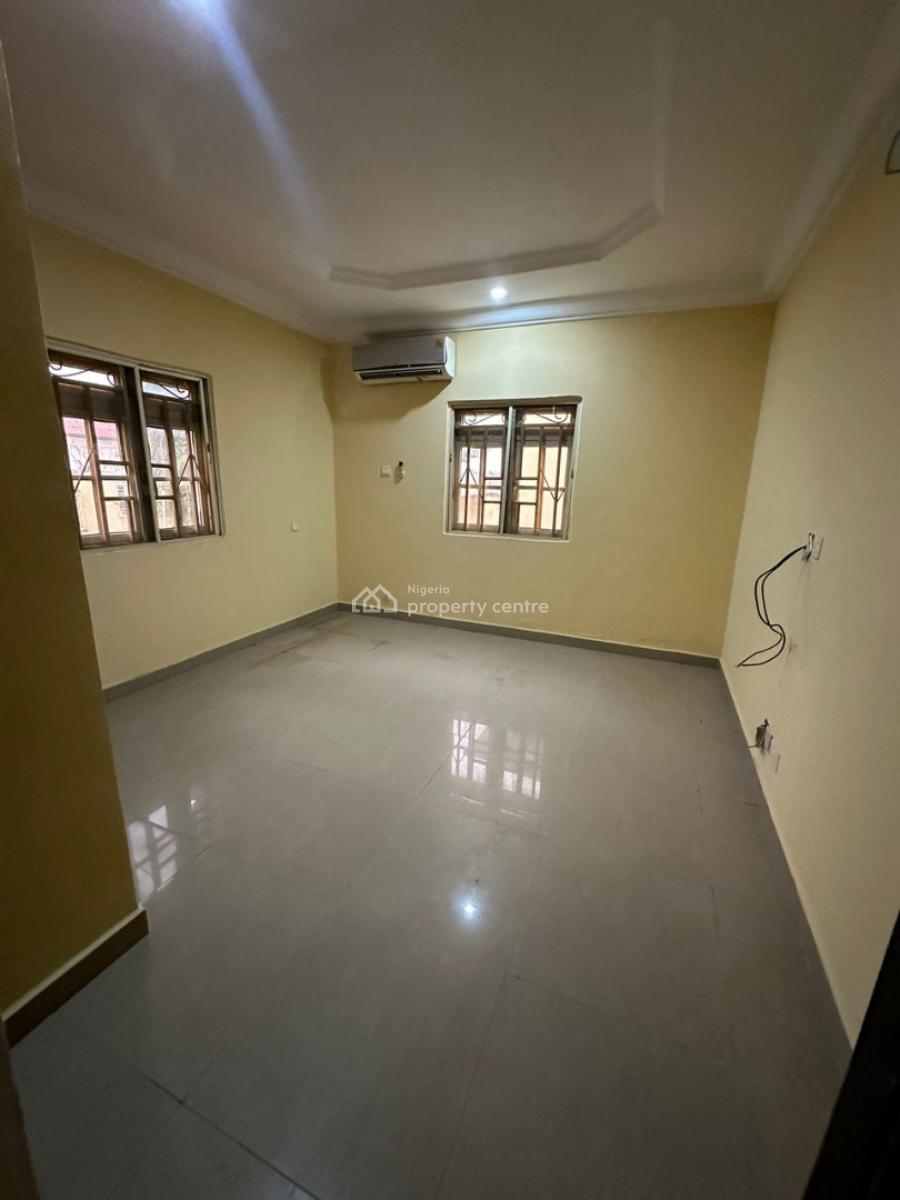 Well Built 3 Bedroom Bungalow 2 Rooms Bq 1 Gate House, Lugbe District, Abuja, Semi-detached Bungalow for Sale