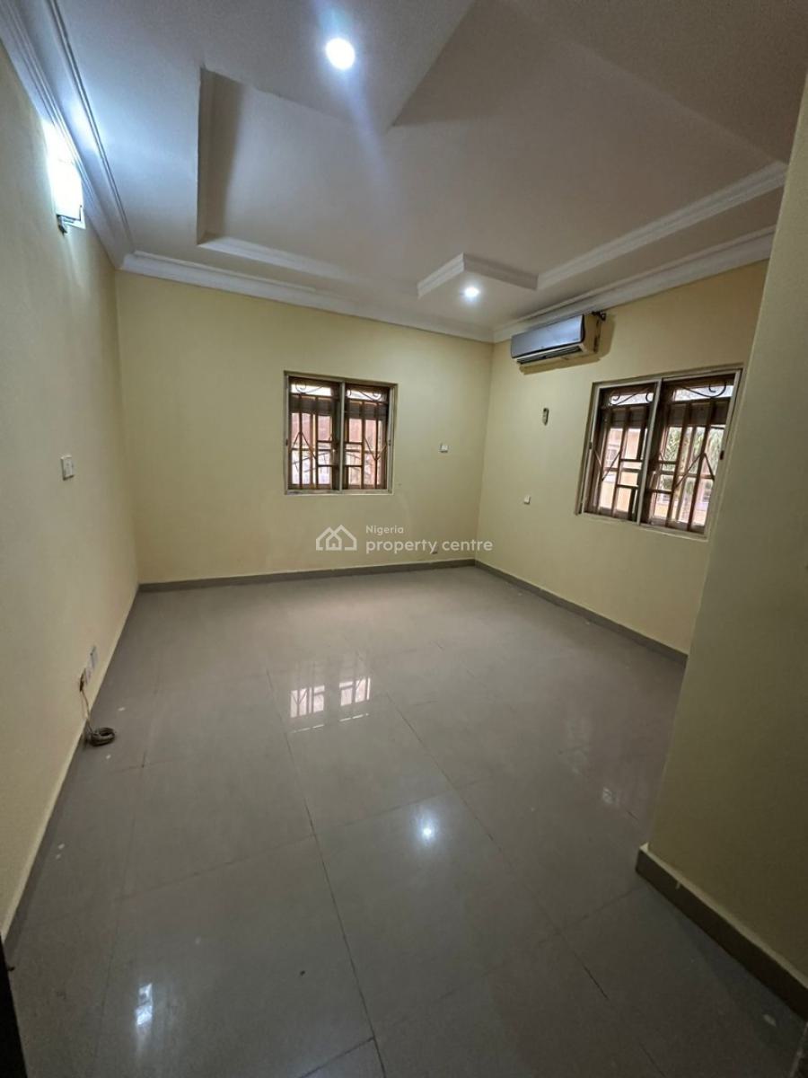 Well Built 3 Bedroom Bungalow 2 Rooms Bq 1 Gate House, Lugbe District, Abuja, Semi-detached Bungalow for Sale