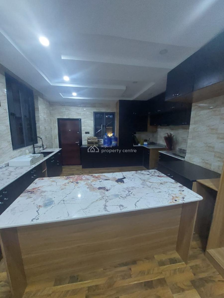 4bedroom Detached Duplex No Bq  in an Estate Off Adeniyi Jones  15m 2y, Off Adeniyi Jones, Ikeja, Lagos, Detached Duplex for Rent