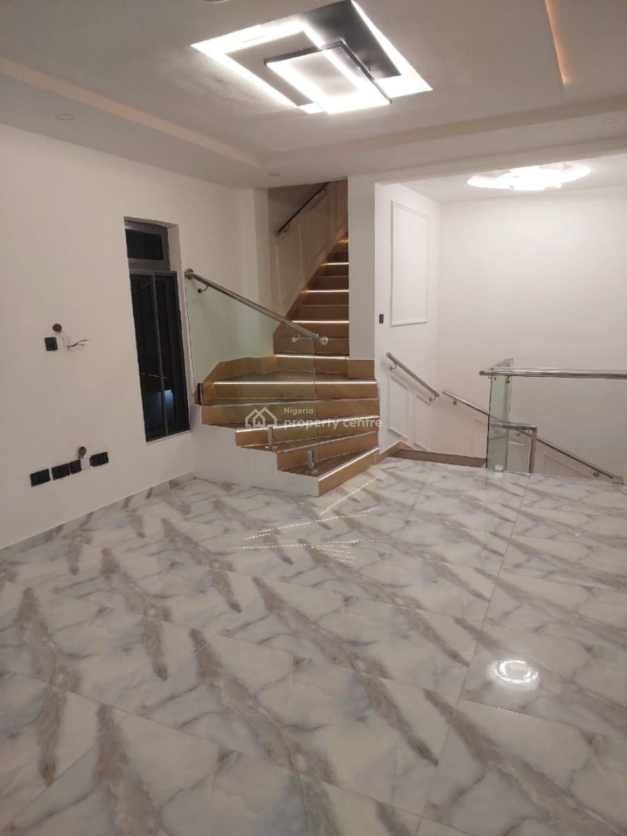 4bedroom Detached Duplex No Bq  in an Estate Off Adeniyi Jones  15m 2y, Off Adeniyi Jones, Ikeja, Lagos, Detached Duplex for Rent