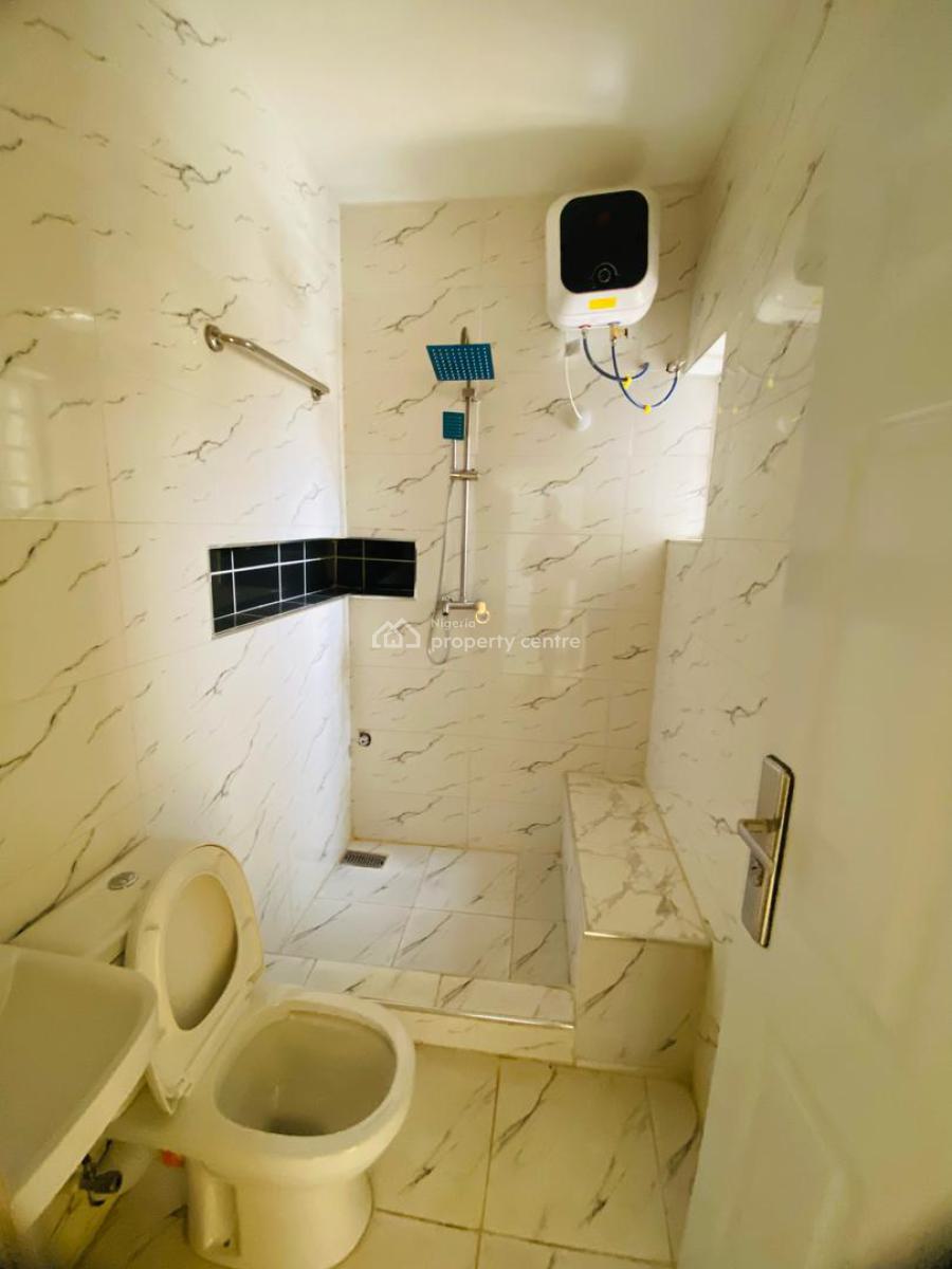Elegant and 3-bedroom Flat, Wuye, Abuja, Flat / Apartment for Sale