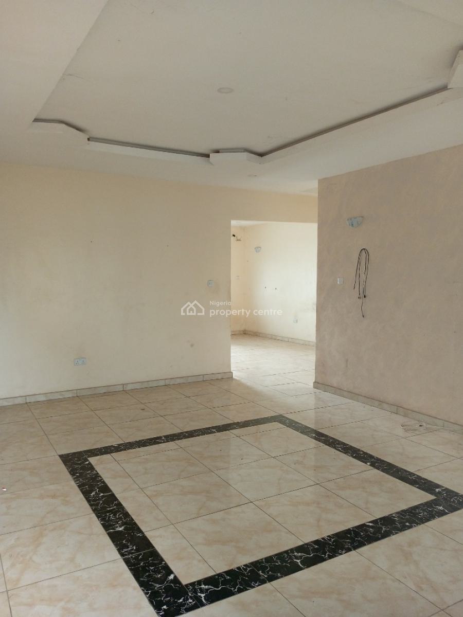 a Well Finished 3bedroom Flat at River Park, Cluster4 River Park Estate, Lugbe District, Abuja, Flat / Apartment for Rent