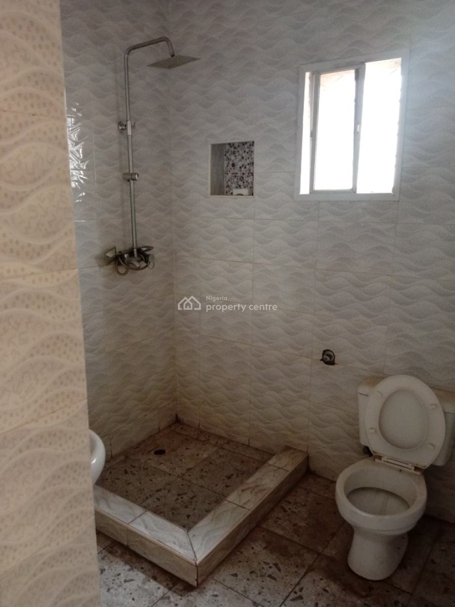 a Well Finished 3bedroom Flat at River Park, Cluster4 River Park Estate, Lugbe District, Abuja, Flat / Apartment for Rent