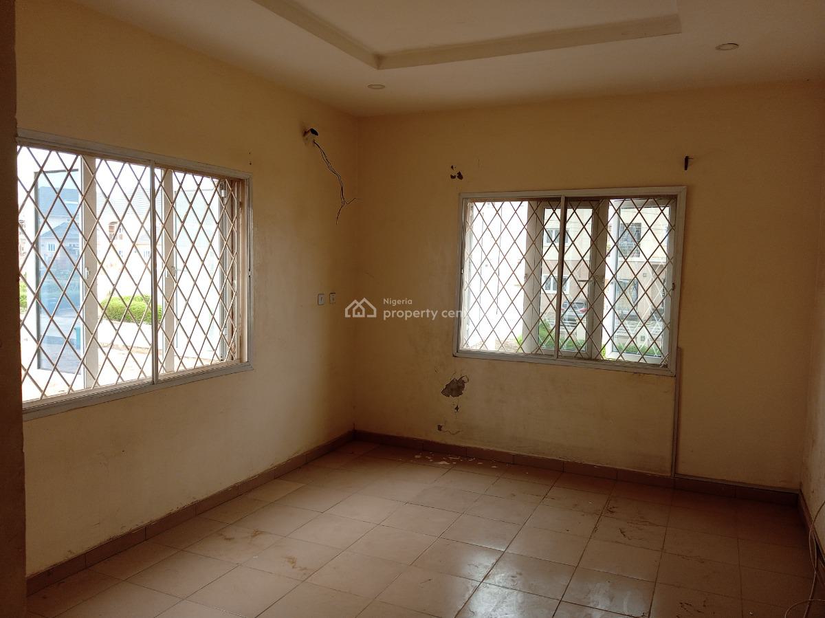 a Well Finished 3bedroom Flat at River Park, Cluster4 River Park Estate, Lugbe District, Abuja, Flat / Apartment for Rent