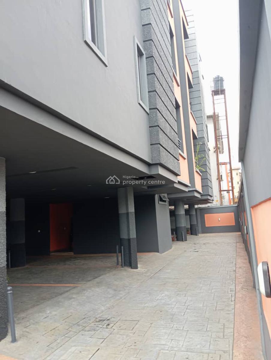 Newly Built 3bedroom with Modern Facilities Bq at Anthony Ikeja, in Secured Estate at Anthony Maryland, Anthony, Maryland, Lagos, Flat / Apartment for Rent