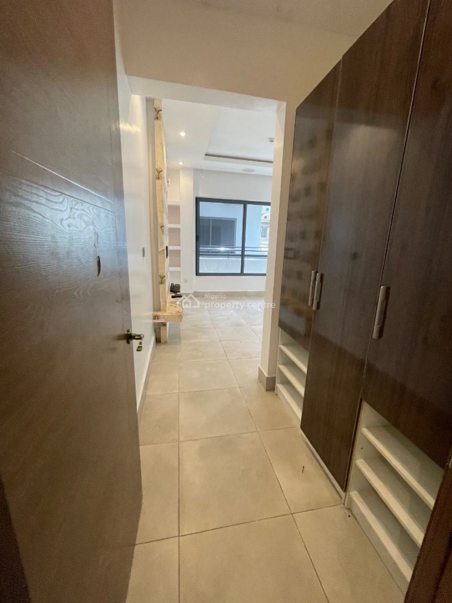 Executive 2 Bedroom, Lekki Phase 1, Lekki, Lagos, Flat / Apartment for Rent
