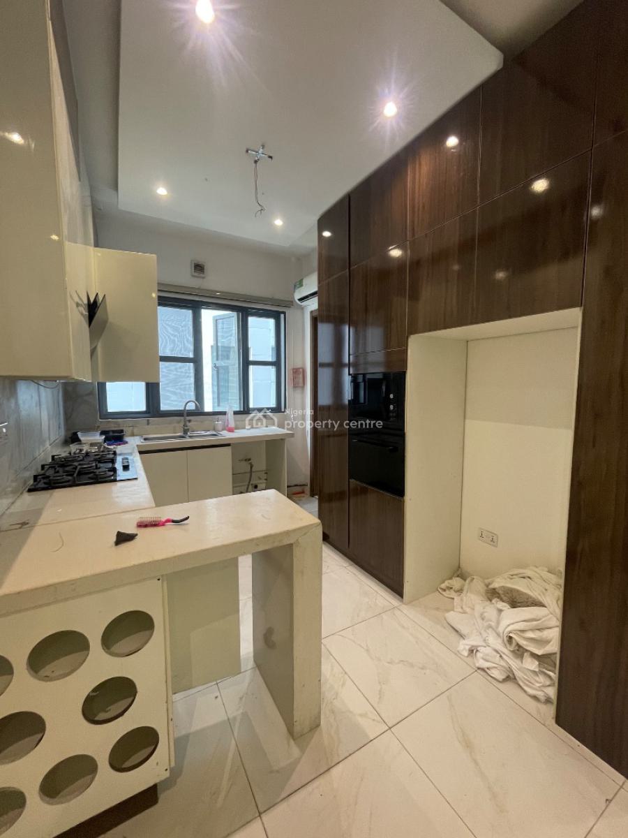 Executive 2 Bedroom, Lekki Phase 1, Lekki, Lagos, Flat / Apartment for Rent