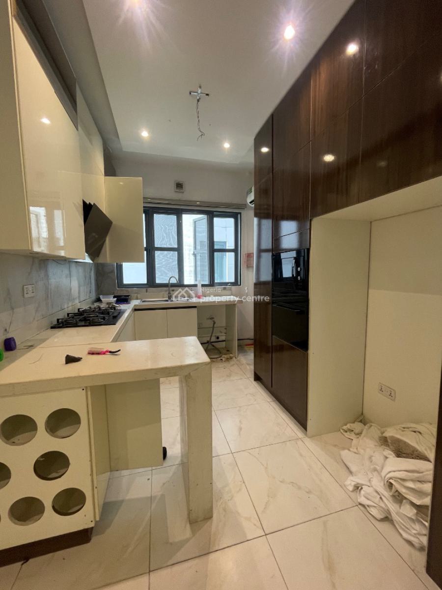 Executive 2 Bedroom, Lekki Phase 1, Lekki, Lagos, Flat / Apartment for Rent