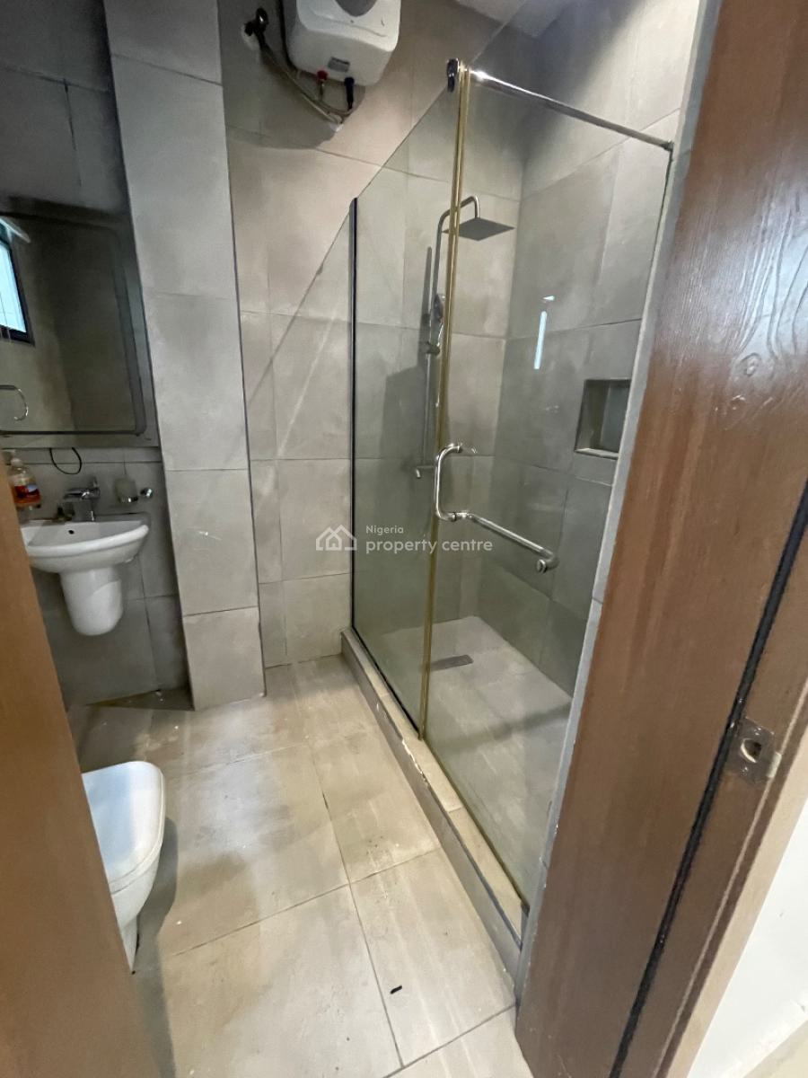 Executive 2 Bedroom, Lekki Phase 1, Lekki, Lagos, Flat / Apartment for Rent
