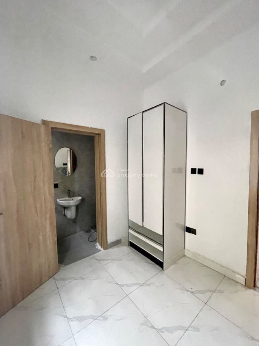 Spacious 5 Bedroom Fully-detached Duplex with a Bq, Ologolo, Lekki, Lagos, Detached Duplex for Sale