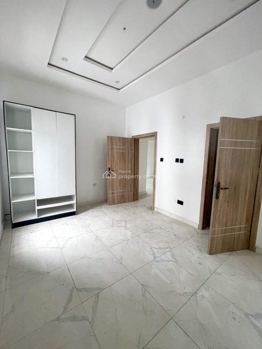 Spacious 5 Bedroom Fully-detached Duplex with a Bq, Ologolo, Lekki, Lagos, Detached Duplex for Sale