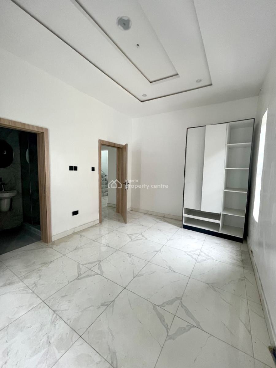 Spacious 5 Bedroom Fully-detached Duplex with a Bq, Ologolo, Lekki, Lagos, Detached Duplex for Sale