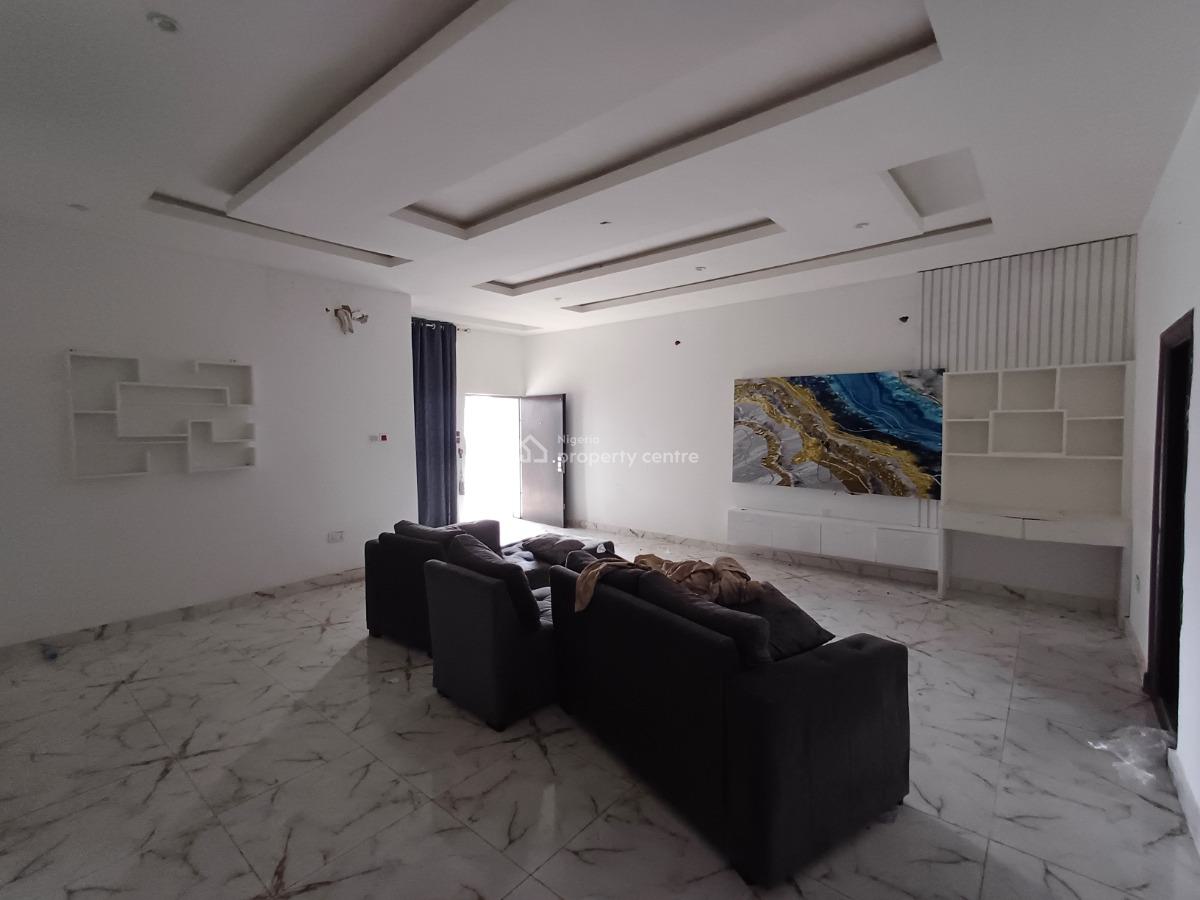2 Bedroom Flat on The Ground Floor, Jahi, Abuja, Flat / Apartment for Rent