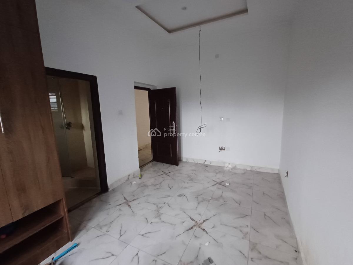 2 Bedroom Flat on The Ground Floor, Jahi, Abuja, Flat / Apartment for Rent