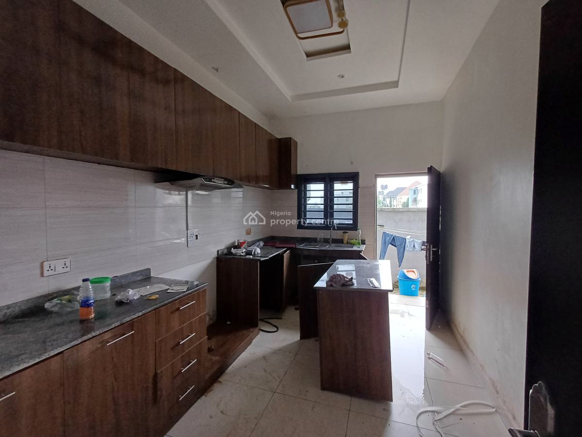2 Bedroom Flat on The Ground Floor, Jahi, Abuja, Flat / Apartment for Rent
