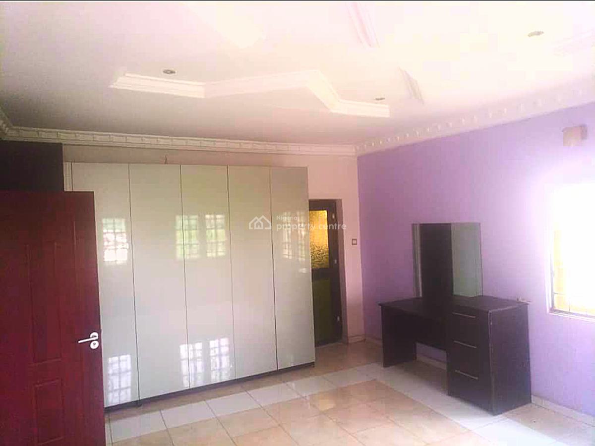 6 Bedrooms Ensuite Mansion Sitting on 1264 Sqm, Magboro, Ogun, Detached Duplex for Sale