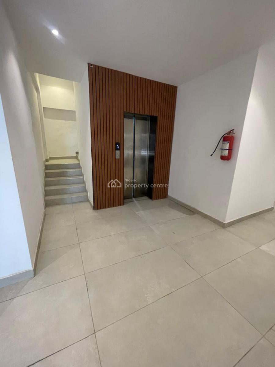 2 Bedroom Maisonnette   15m Service Charge 2.5m Agency Legal Cauti, Lekki Phase 1, Lekki, Lagos, Terraced Duplex for Rent