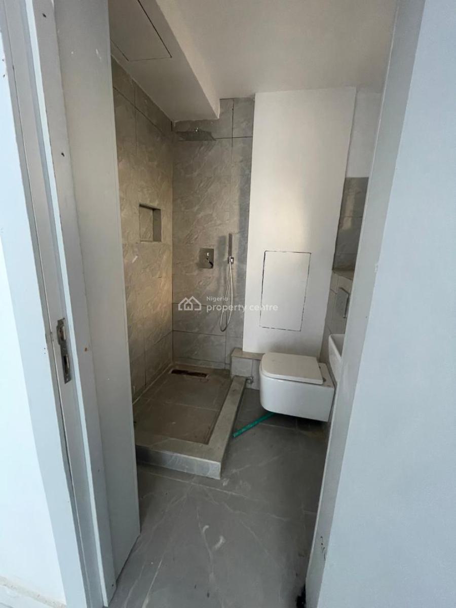 2 Bedroom Maisonnette   15m Service Charge 2.5m Agency Legal Cauti, Lekki Phase 1, Lekki, Lagos, Terraced Duplex for Rent