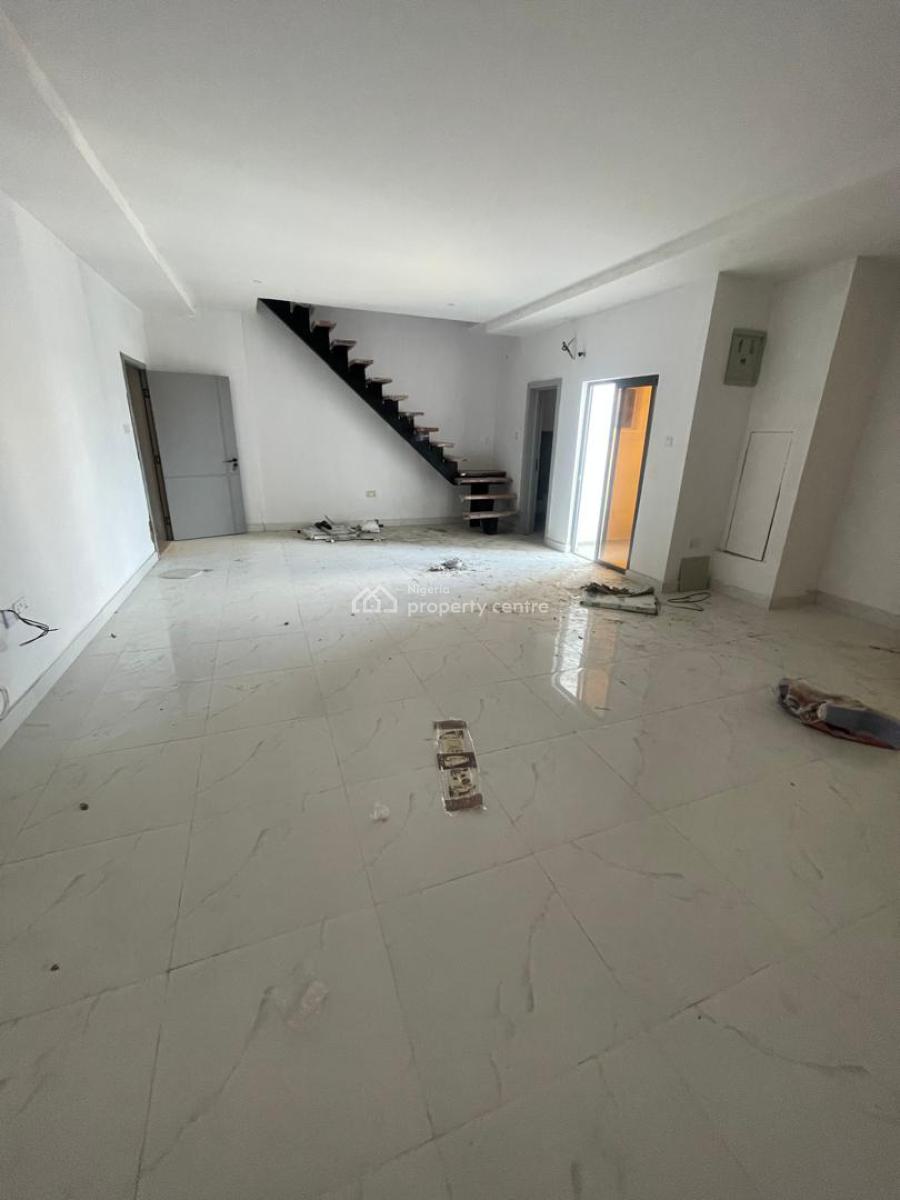 2 Bedroom Maisonnette   15m Service Charge 2.5m Agency Legal Cauti, Lekki Phase 1, Lekki, Lagos, Terraced Duplex for Rent