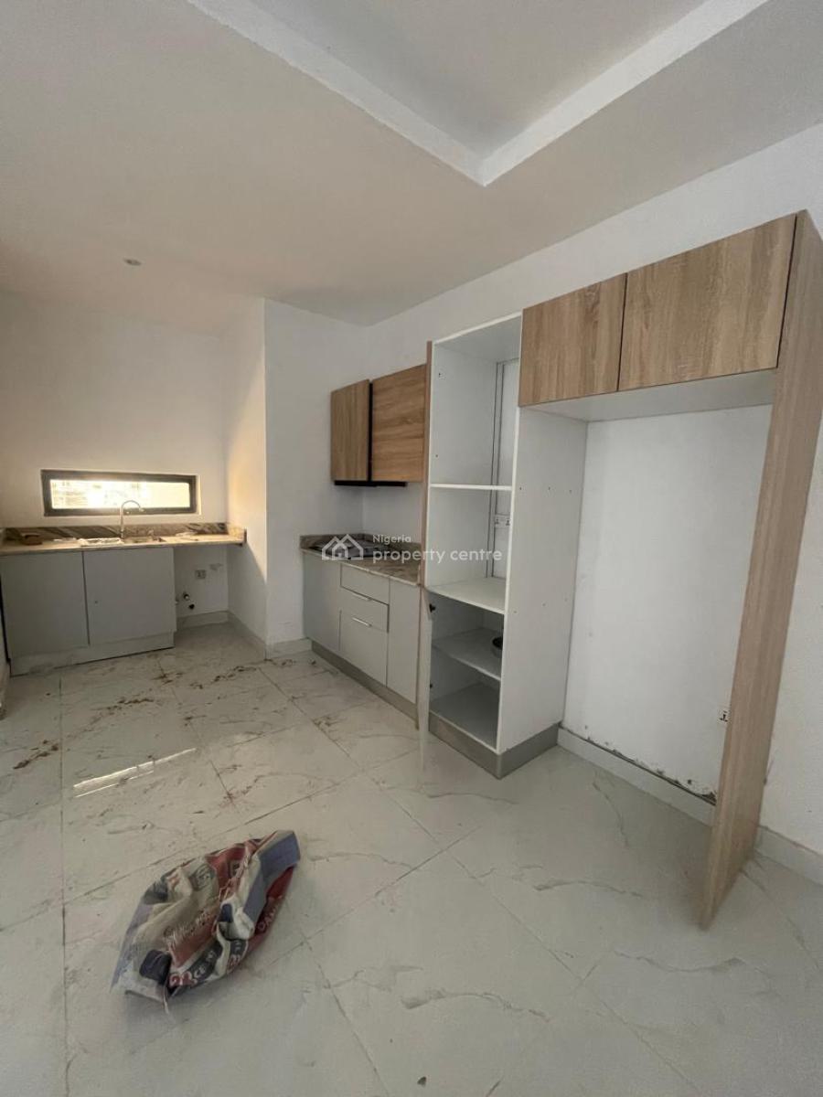 2 Bedroom Maisonnette   15m Service Charge 2.5m Agency Legal Cauti, Lekki Phase 1, Lekki, Lagos, Terraced Duplex for Rent