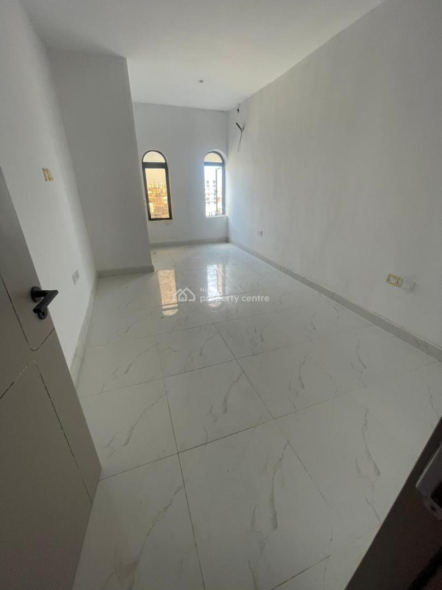 2 Bedroom Maisonnette   15m Service Charge 2.5m Agency Legal Cauti, Lekki Phase 1, Lekki, Lagos, Terraced Duplex for Rent